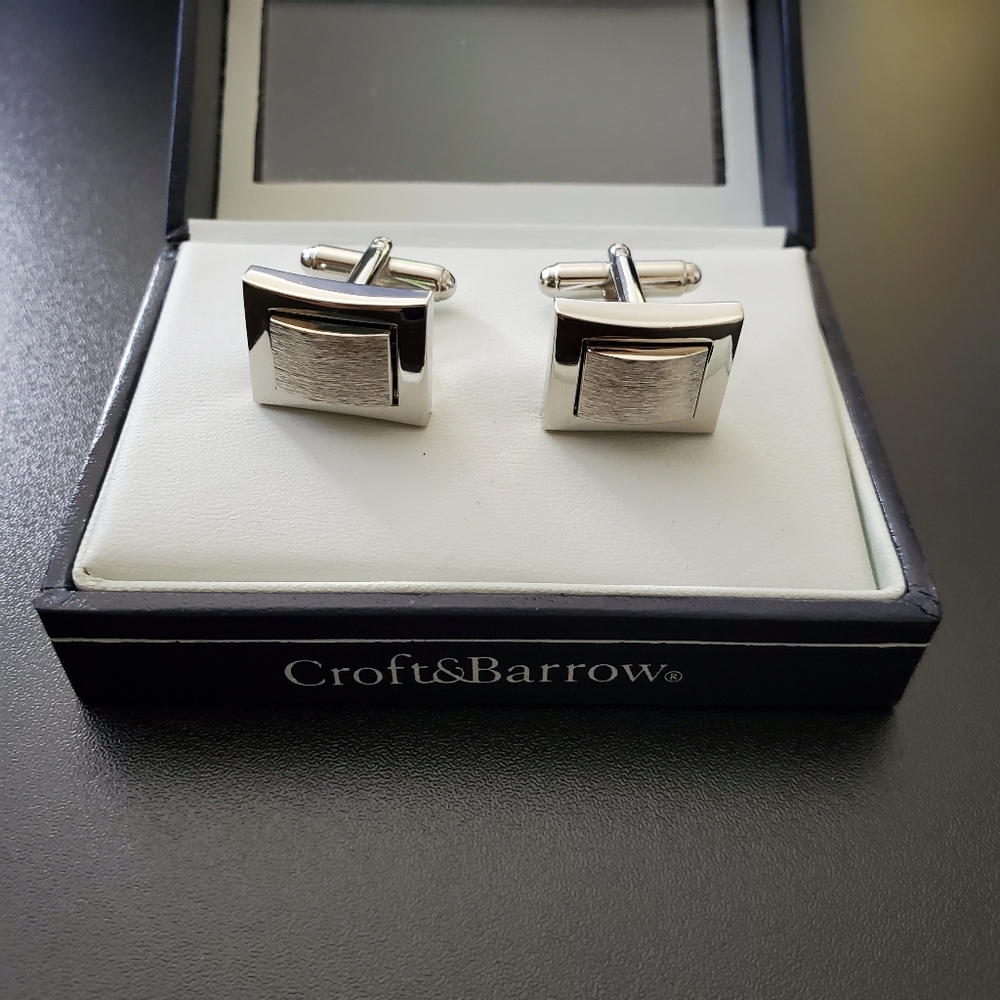 Cuff Links - Picture 3 of 6